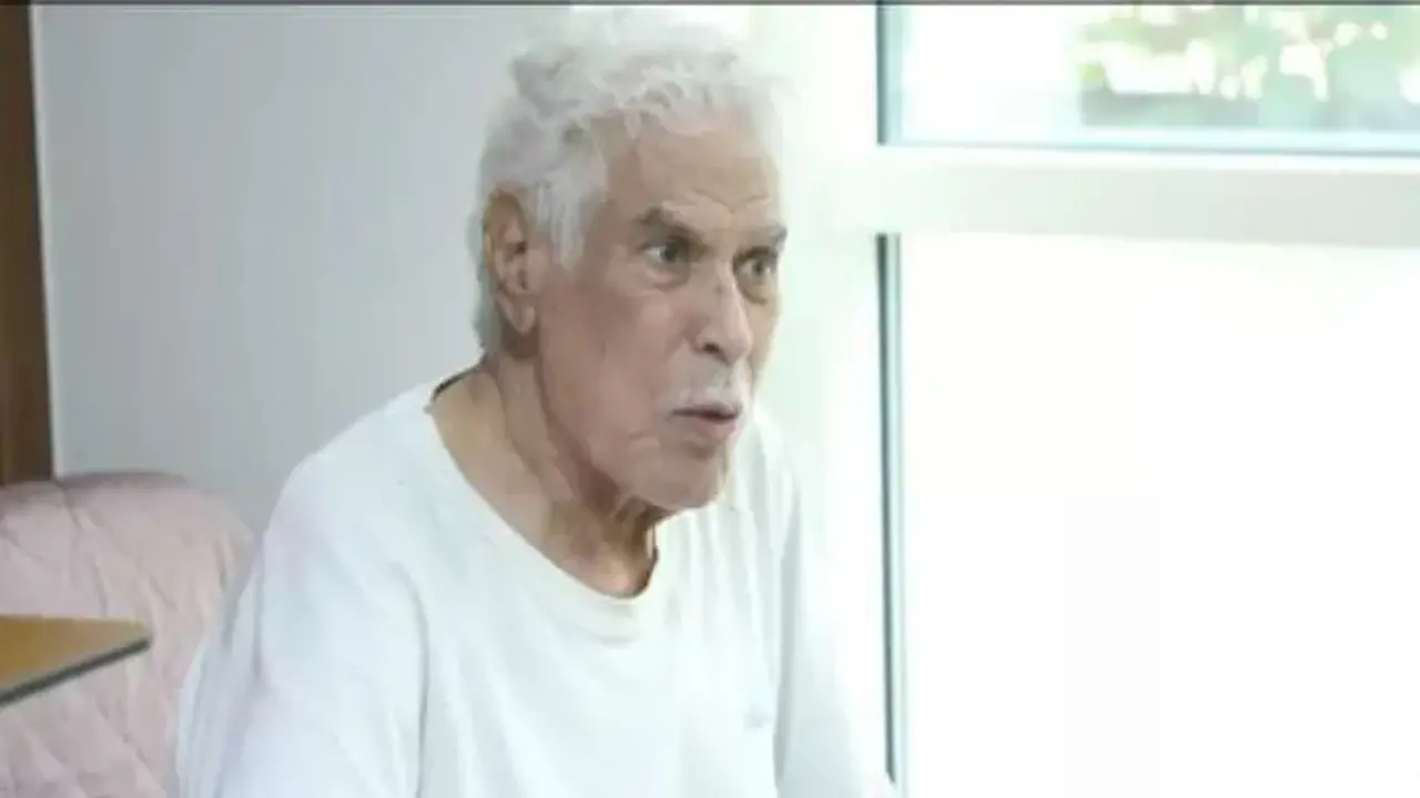 الحالة الصحية للمعلم حسن شحاتة بعد جراحة استمرت 13 ساعة ورعاية مركزة